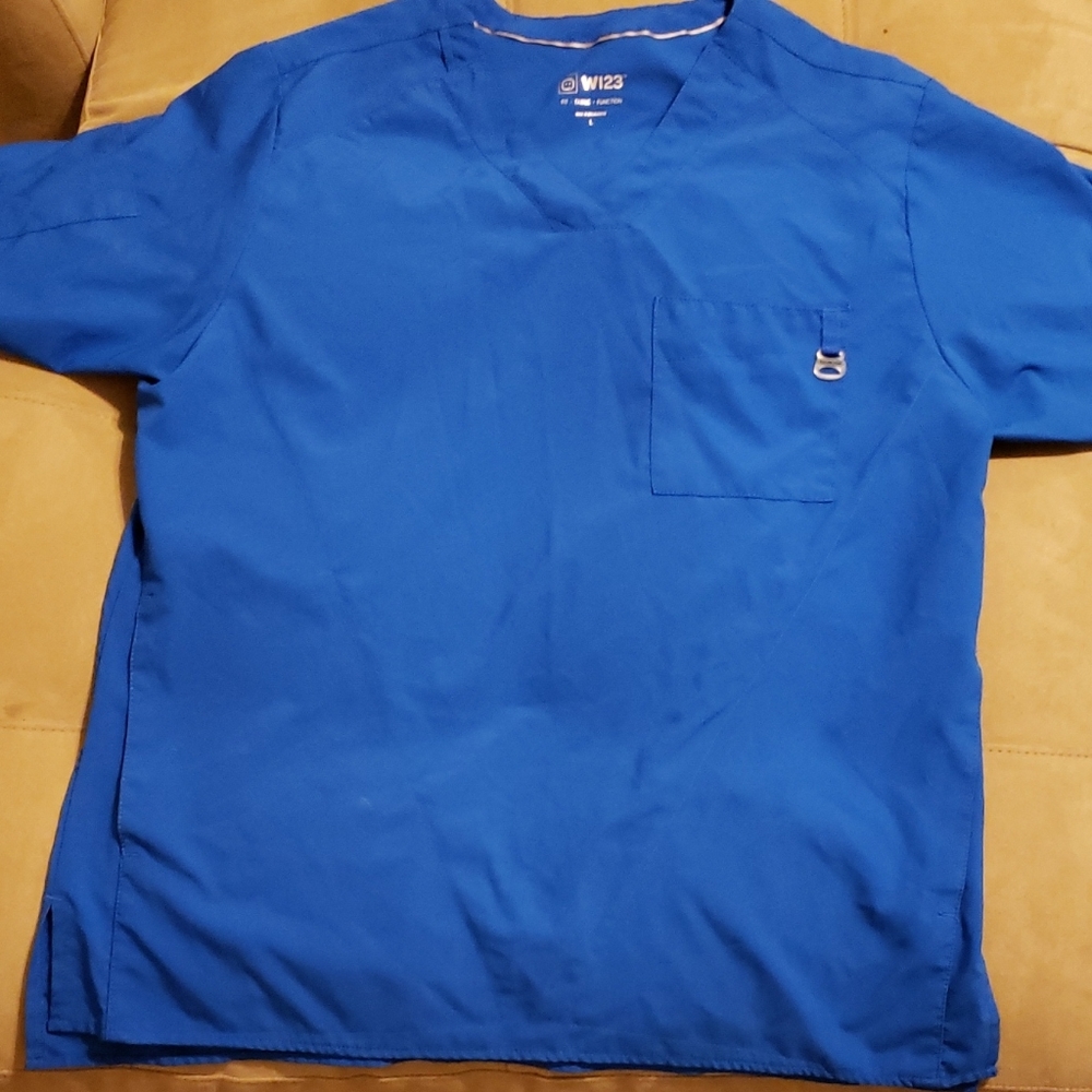 W123 Scrub Top